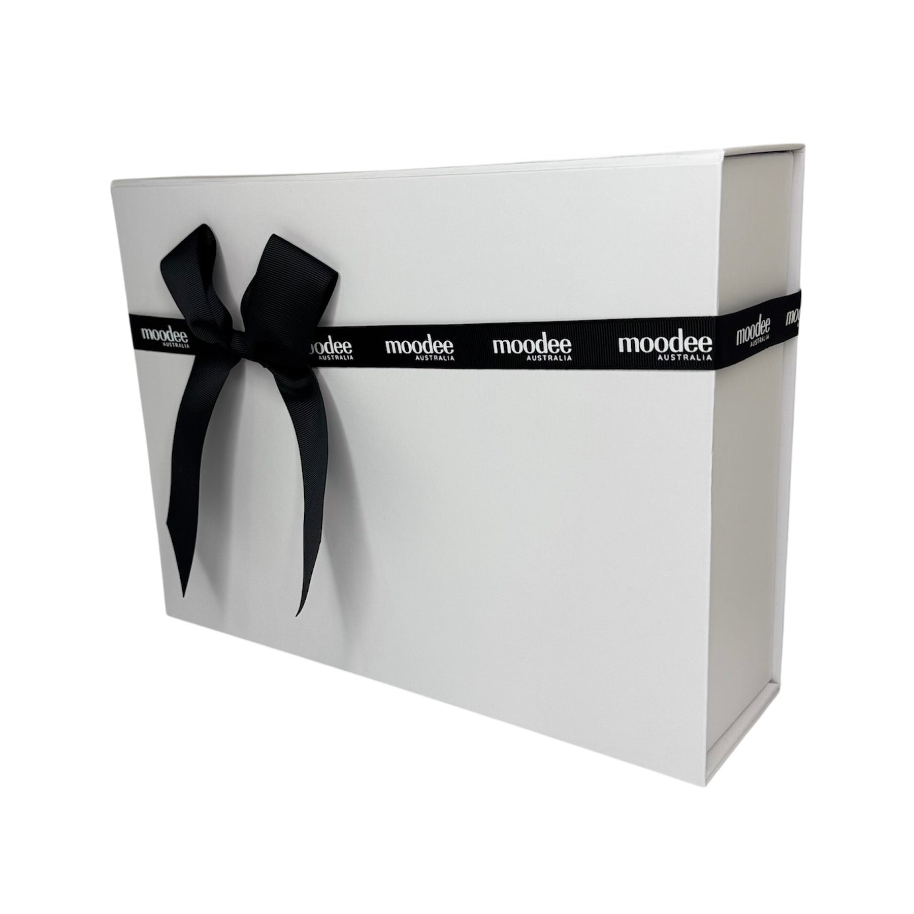 White magnetic gift box - Large 